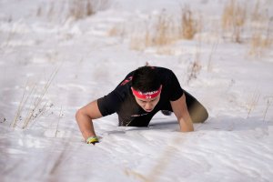 斯巴达首批冰雪勇士诞生 11岁女孩获“年度斯巴达勇士”