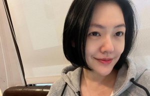 小S惊喜现身毕典！ 「狂吼1句」震惊全场 二女儿台上反应尴尬