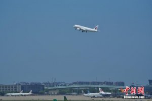 外媒热议C919商业首飞：中国自力更生“里程碑”