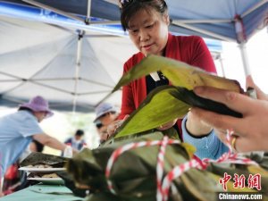 青海西宁：粽子大赛“粽”情迎端午