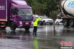 长江干流水位持续上涨 安徽继续发布暴雨橙色预警