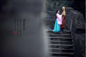 抖音雨纷纷旧故里草木深什么歌 歌曲《烟花易冷》演唱者及歌词完整版介